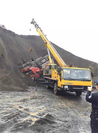 岐山上犹道路救援